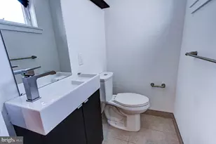 1136 S 26th St, Philadelphia, PA 19146 - Photo 33