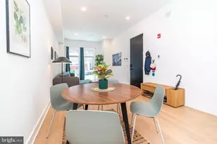 1613 Brown St, Philadelphia, PA 19130 - Photo 9