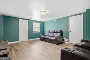 10227 N Canterbury Rd, Philadelphia, PA 19114 - Photo 21
