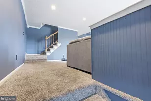 10227 N Canterbury Rd, Philadelphia, PA 19114 - Photo 3