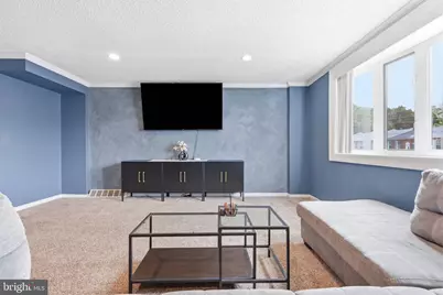 10227 N Canterbury Road, Philadelphia, PA 19114 - Photo 5