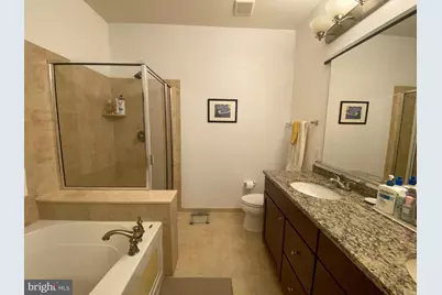 303 Admirals Way, Philadelphia, PA 19146 - Photo 17
