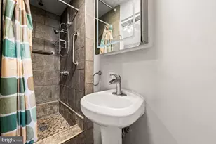 6764 Hegerman St, Philadelphia, PA 19135 - Photo 13