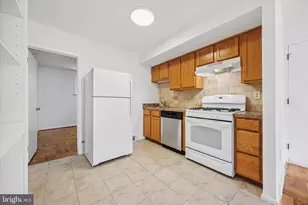 348 Ripka St, Philadelphia, PA 19128 - Photo 9