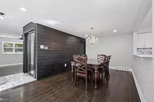 7256 Shalkop St, Philadelphia, PA 19128 - Photo 3