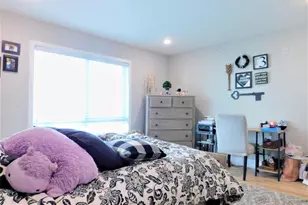 922 N 17th St, Philadelphia, PA 19130 - Photo 11