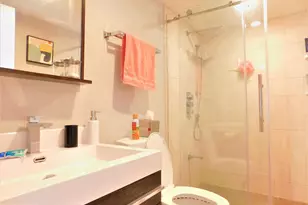 922 N 17th St, Philadelphia, PA 19130 - Photo 13