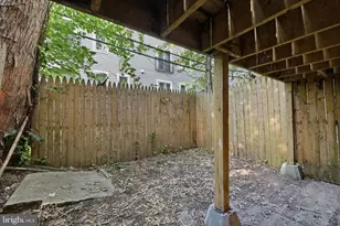 2047 E Rittenhouse St, Philadelphia, PA 19138 - Photo 15