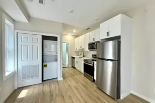 255 S 44th, Philadelphia, PA 19104 - Photo 3