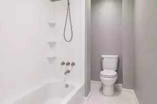 2643 Emerald St, Philadelphia, PA 19125 - Photo 11
