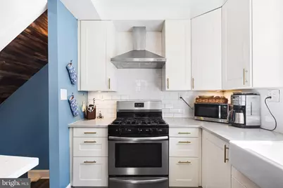 1839 S Watts Street, Philadelphia, PA 19148 - Photo 9