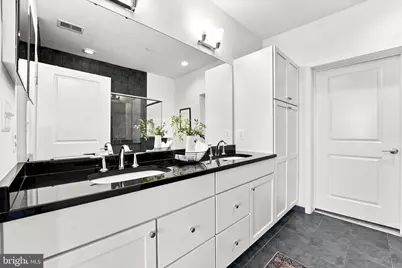 600 S 24th Street #208, Philadelphia, PA 19146 - Photo 17