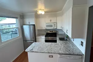 10830 Perrin Rd, Philadelphia, PA 19154 - Photo 3