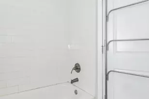 508 Fernon St, Philadelphia, PA 19148 - Photo 19