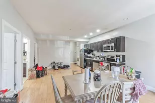 333 N 40th St, Philadelphia, PA 19104 - Photo 23