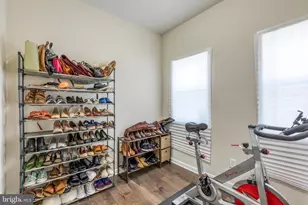 2017 Pierce St, Philadelphia, PA 19145 - Photo 11