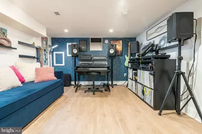 1651 E Berks Street, Philadelphia, PA 19125 - Photo 31