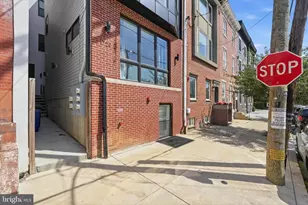 1729 Francis St, Philadelphia, PA 19130 - Photo 3