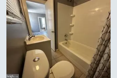 733 N 43rd Street #2R, Philadelphia, PA 19104 - Photo 3