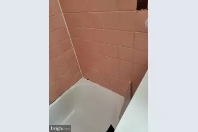 1037 Fanshawe Street, Philadelphia, PA 19111 - Photo 13