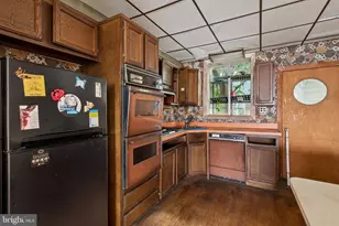 2251 S Bucknell St, Philadelphia, PA 19145 - Photo 11