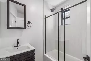 2107 S Garnet St, Philadelphia, PA 19145 - Photo 17