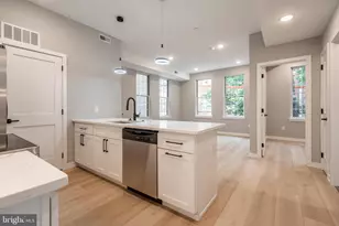 713 S Mildred St, Philadelphia, PA 19147 - Photo 3