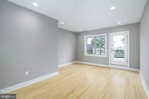 919 N 5th St, Philadelphia, PA 19123 - Photo 11