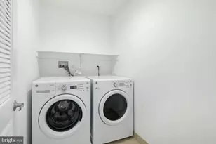 919 N 5th St, Philadelphia, PA 19123 - Photo 21