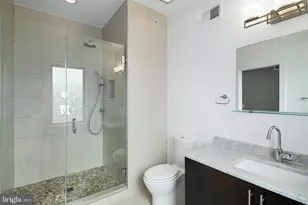 919 N 5th St, Philadelphia, PA 19123 - Photo 13