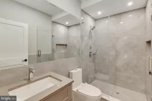 752 S 16th St, Philadelphia, PA 19146 - Photo 33