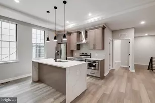 752 S 16th St, Philadelphia, PA 19146 - Photo 5