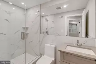 752 S 16th St, Philadelphia, PA 19146 - Photo 25