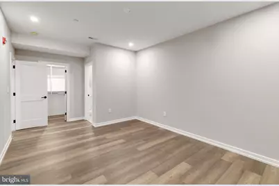 752 S 16th Street #1B, Philadelphia, PA 19146 - Photo 17