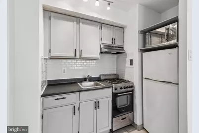 2101 Chestnut Street #723, Philadelphia, PA 19103 - Photo 11