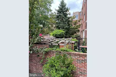 1732 Lombard Street, Philadelphia, PA 19146 - Photo 15