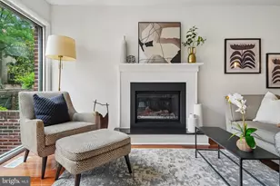 1732 Lombard St, Philadelphia, PA 19146 - Photo 9
