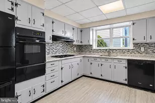 154 W Salaignac St, Philadelphia, PA 19128 - Photo 7