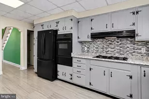 154 W Salaignac St, Philadelphia, PA 19128 - Photo 9