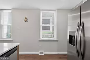 4437 N 19th St, Philadelphia, PA 19140 - Photo 11