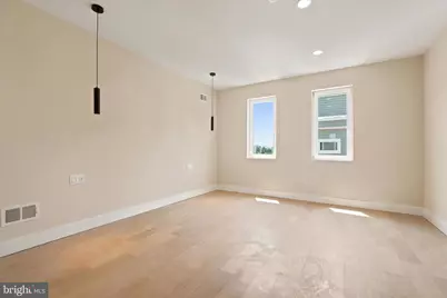 2440 E Harold Street, Philadelphia, PA 19125 - Photo 9