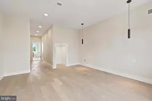 2440 E Harold St, Philadelphia, PA 19125 - Photo 11