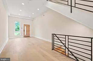2440 E Harold St, Philadelphia, PA 19125 - Photo 3