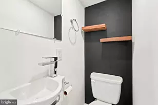 2513 S Clarion St, Philadelphia, PA 19148 - Photo 7
