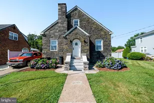 2224 Faunce St, Philadelphia, PA 19152 - Photo 1