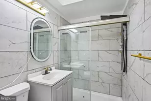 2120 S Lloyd St, Philadelphia, PA 19142 - Photo 13