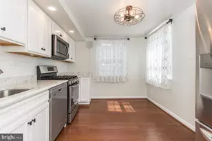 8606 Bridle Rd, Philadelphia, PA 19115 - Photo 9