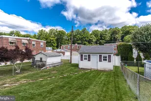 8606 Bridle Rd, Philadelphia, PA 19115 - Photo 71