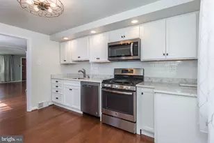 8606 Bridle Rd, Philadelphia, PA 19115 - Photo 17