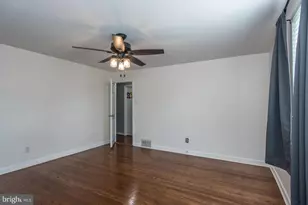 8606 Bridle Rd, Philadelphia, PA 19115 - Photo 27